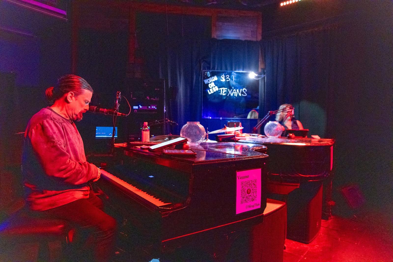Dueling Pianos